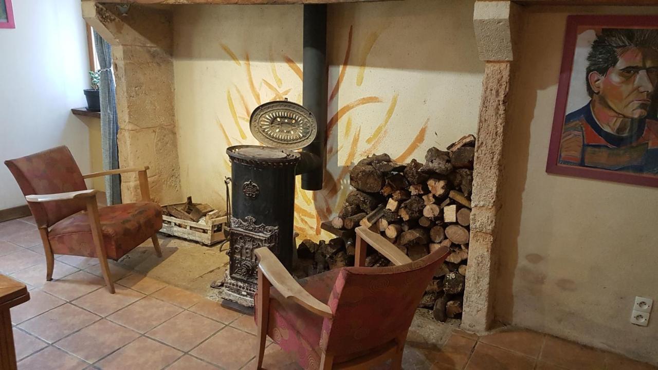 Maison Isolee Dans Les Vignes Et Les Bois Valady Bagian luar foto
