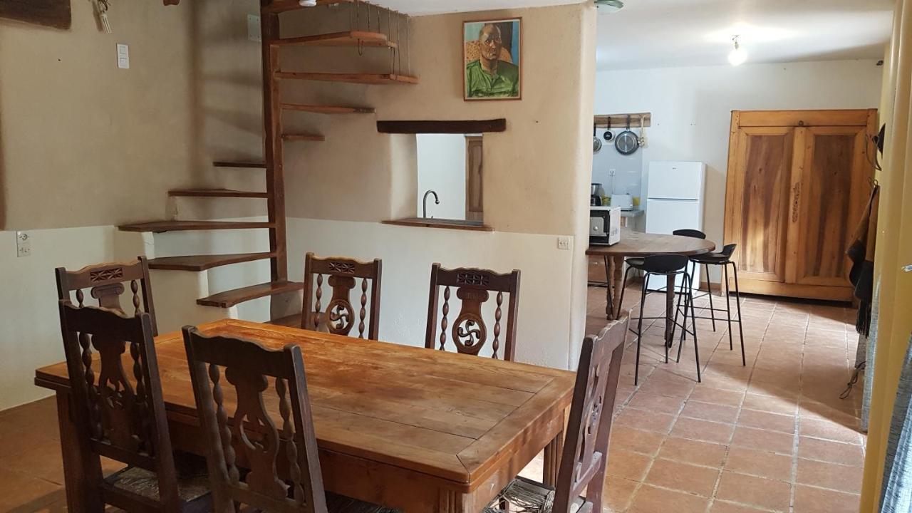 Maison Isolee Dans Les Vignes Et Les Bois Valady Bagian luar foto